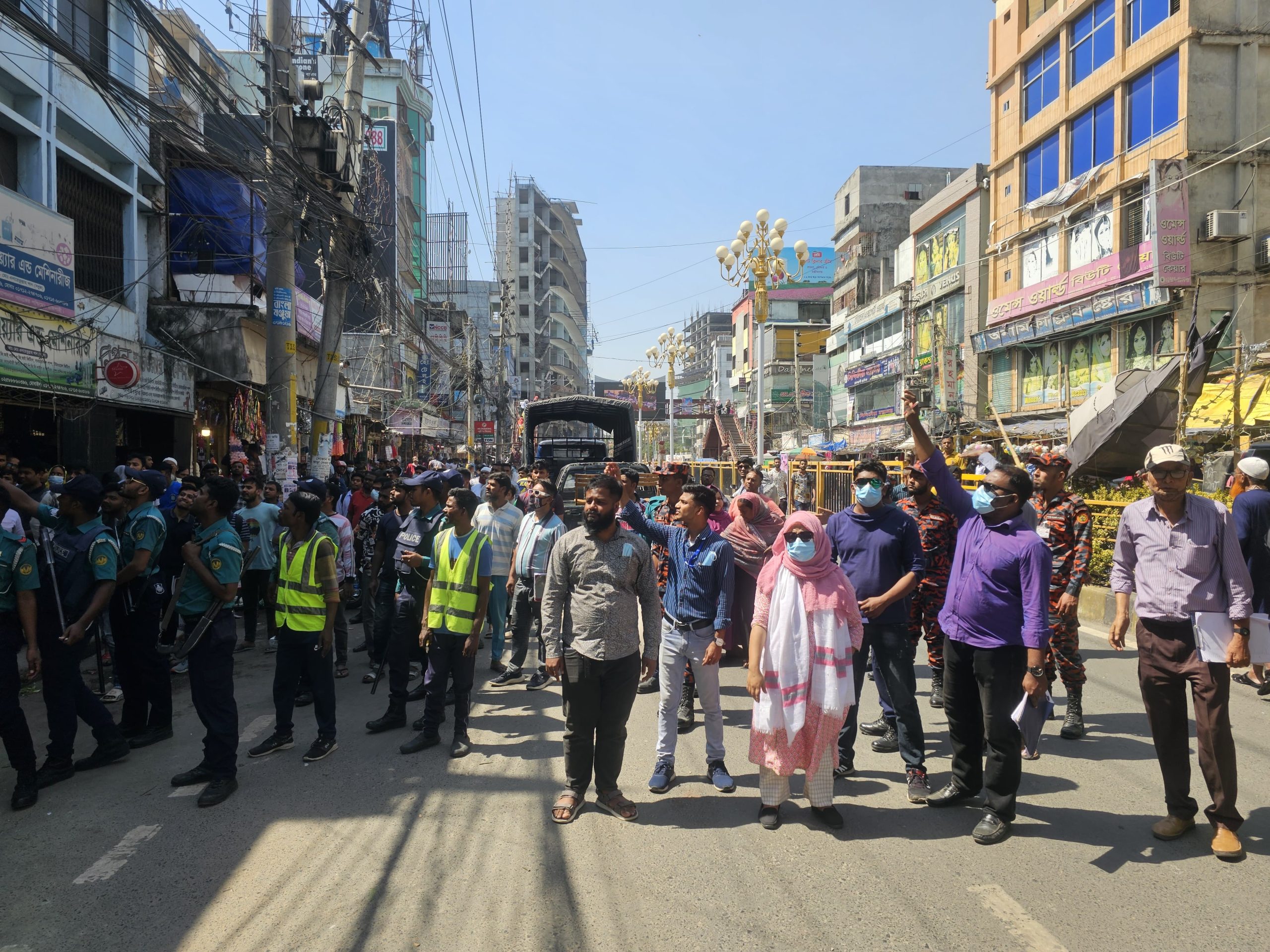 অবৈধ স্থাপনা উচ্ছেদে রাসিকের অভিযান অব্যাহত