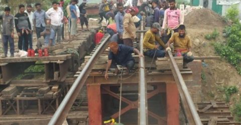 ১০৯ বছরের পুরাতন রেল সেতু সংস্কার: গতি বাড়বে ৯০ কি: মি: